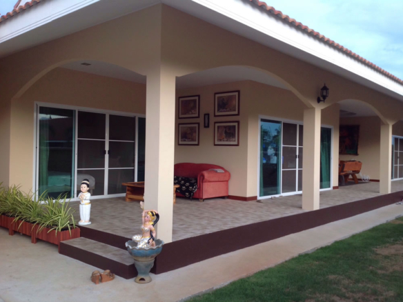 2 Bedroom Home in Pranburi for Sale