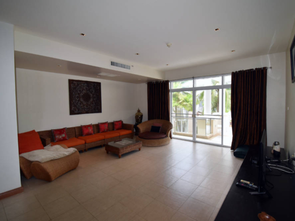 Luxury Condominium for sale north Hua Hin / Cha Am
