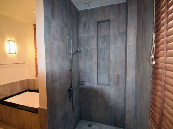 Luxury Condominium for sale north Hua Hin / Cha Am