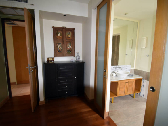 Condominium for sale in Cha Am