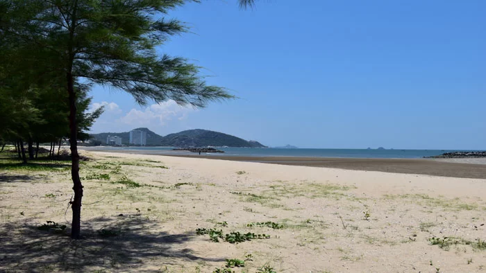 Living in Pranburi, Thailand